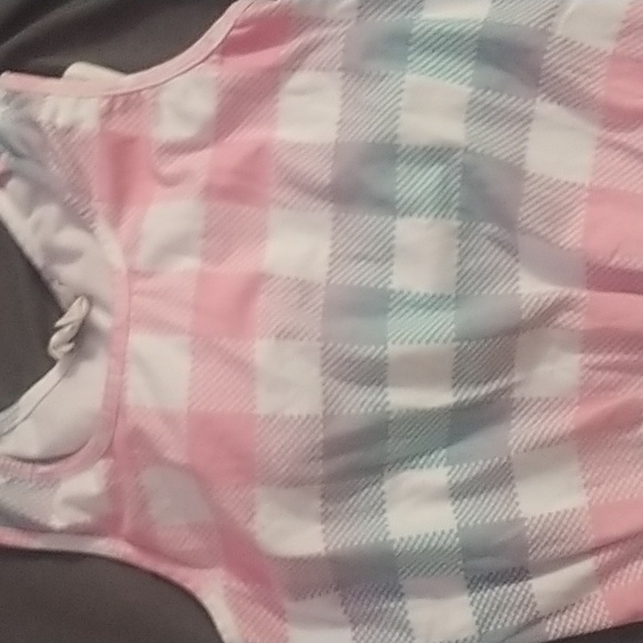 Girls shirts size 8 - Picture 2 of 4